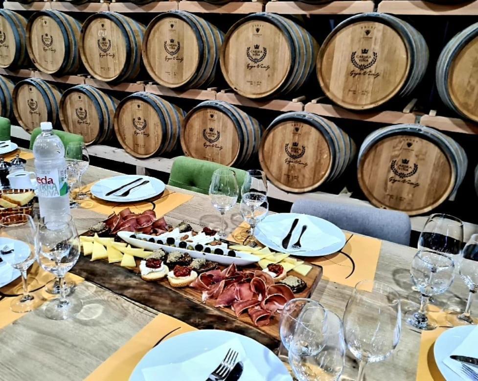Wine Hotel Cesarica Međugorje Eksteriør billede