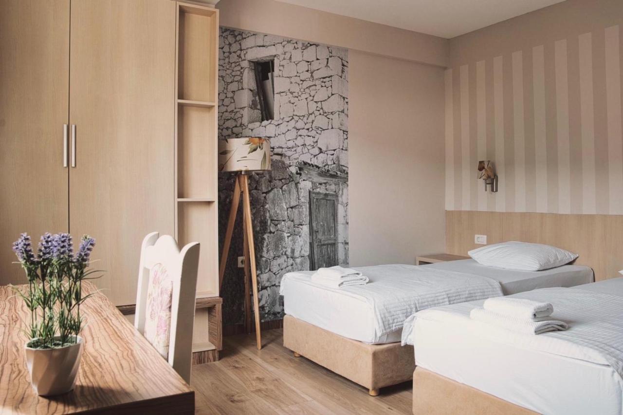 Wine Hotel Cesarica Međugorje Eksteriør billede