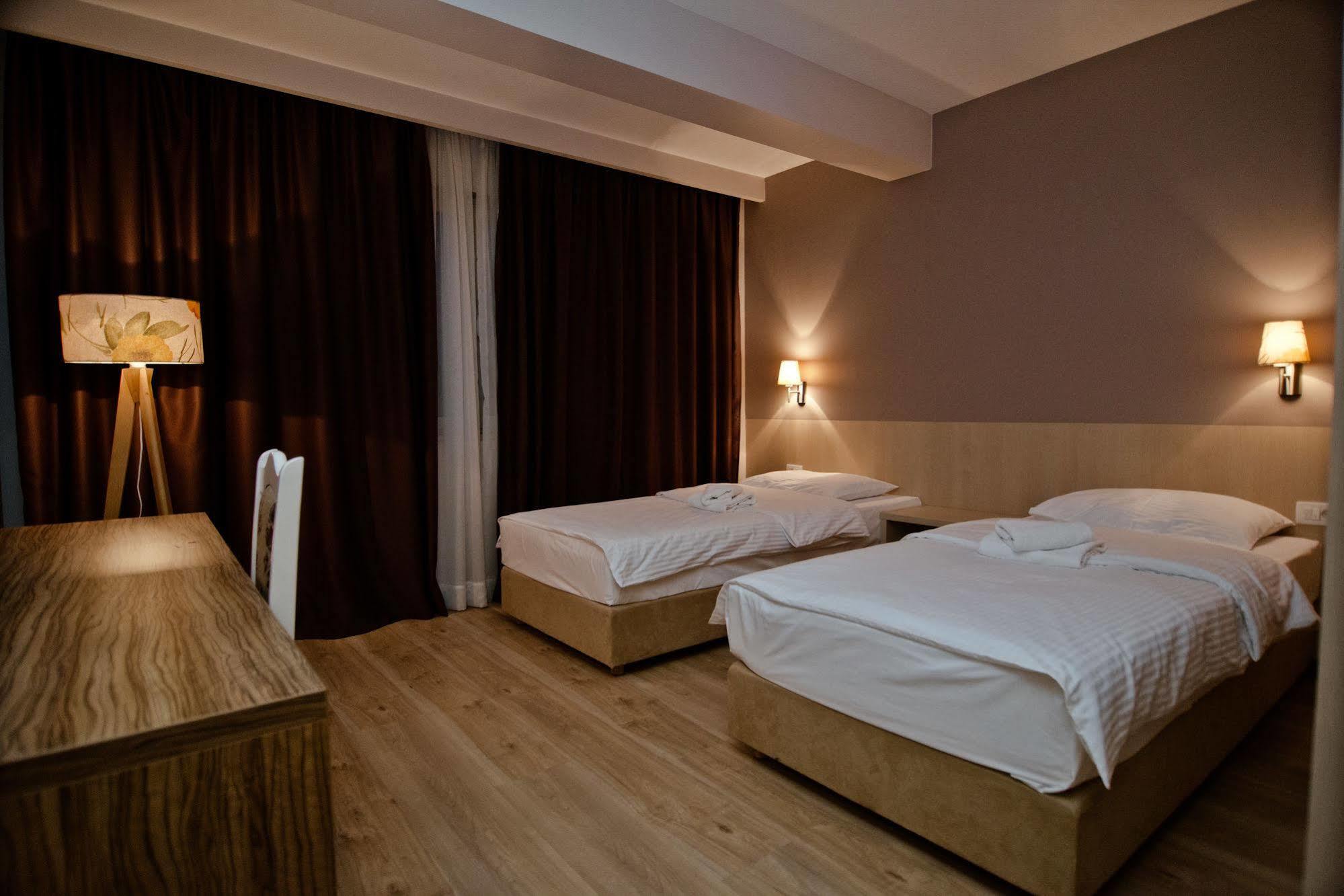 Wine Hotel Cesarica Međugorje Eksteriør billede
