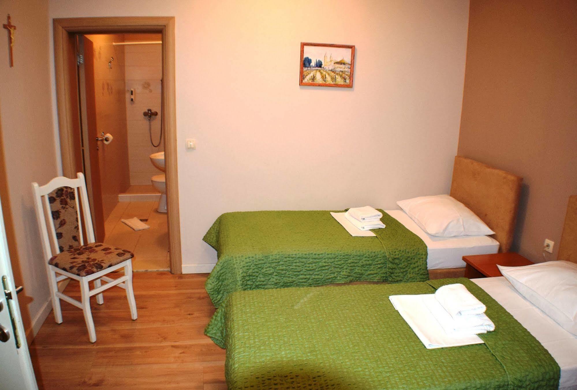 Wine Hotel Cesarica Međugorje Eksteriør billede