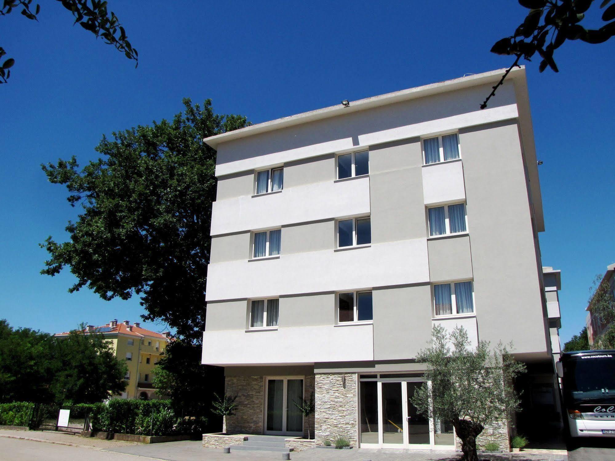 Wine Hotel Cesarica Međugorje Eksteriør billede
