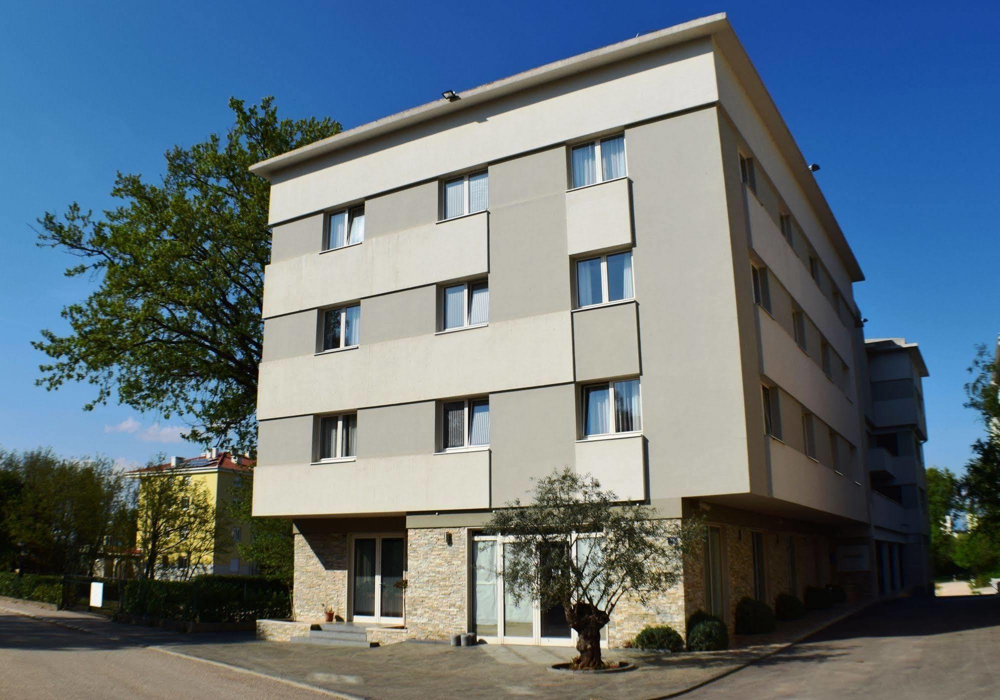 Wine Hotel Cesarica Međugorje Eksteriør billede