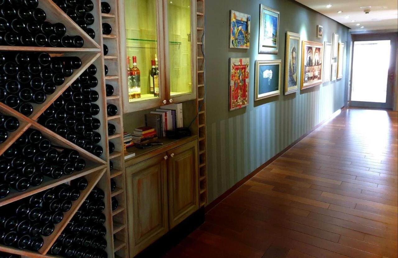 Wine Hotel Cesarica Međugorje Eksteriør billede