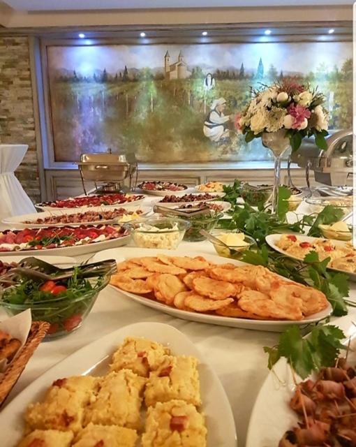 Wine Hotel Cesarica Međugorje Eksteriør billede