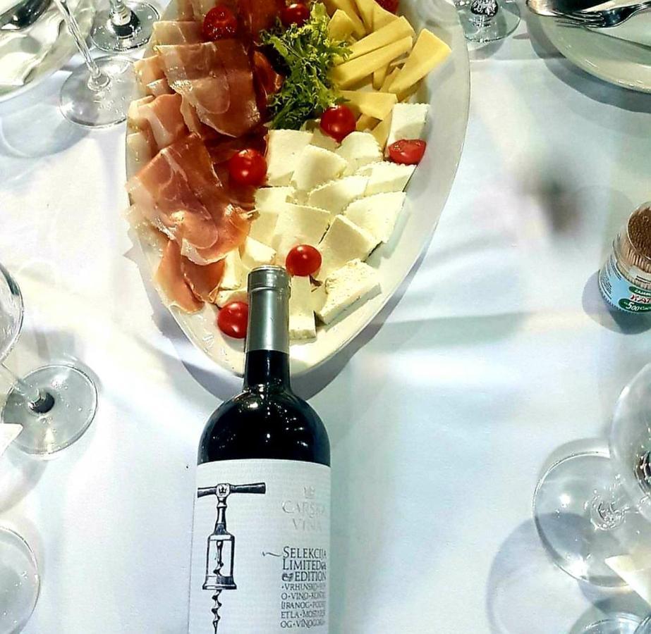 Wine Hotel Cesarica Međugorje Eksteriør billede